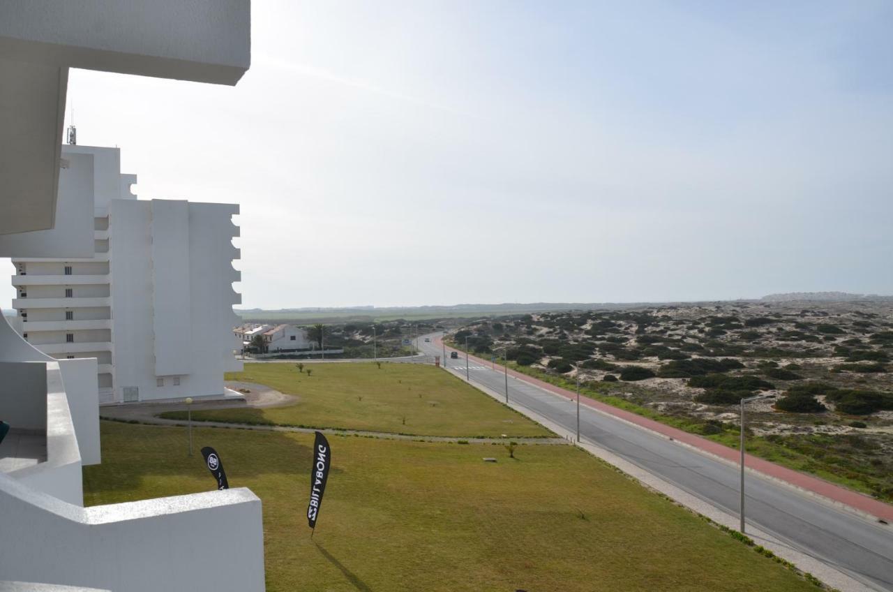 Baleal Tower Bay Apartment Феррел Екстер'єр фото